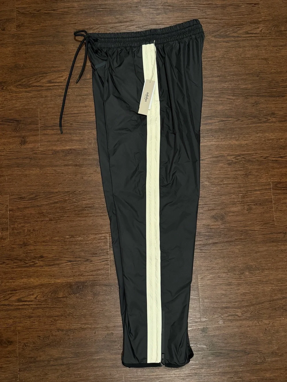 Adidas x FEAR OF GOD Mens Track Pants Drawstring Black Cream Size L IS8727
